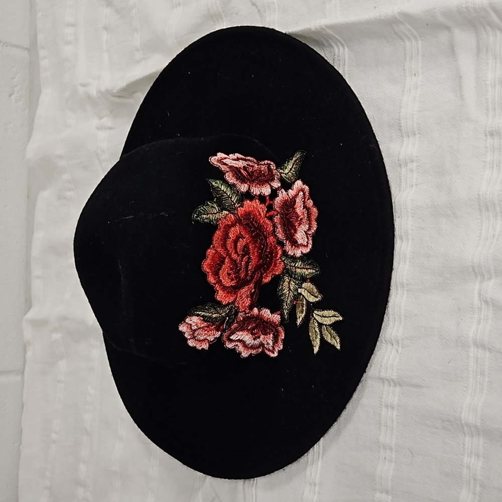 NWOT Black Felt Hat with Floral Embroidered Patch